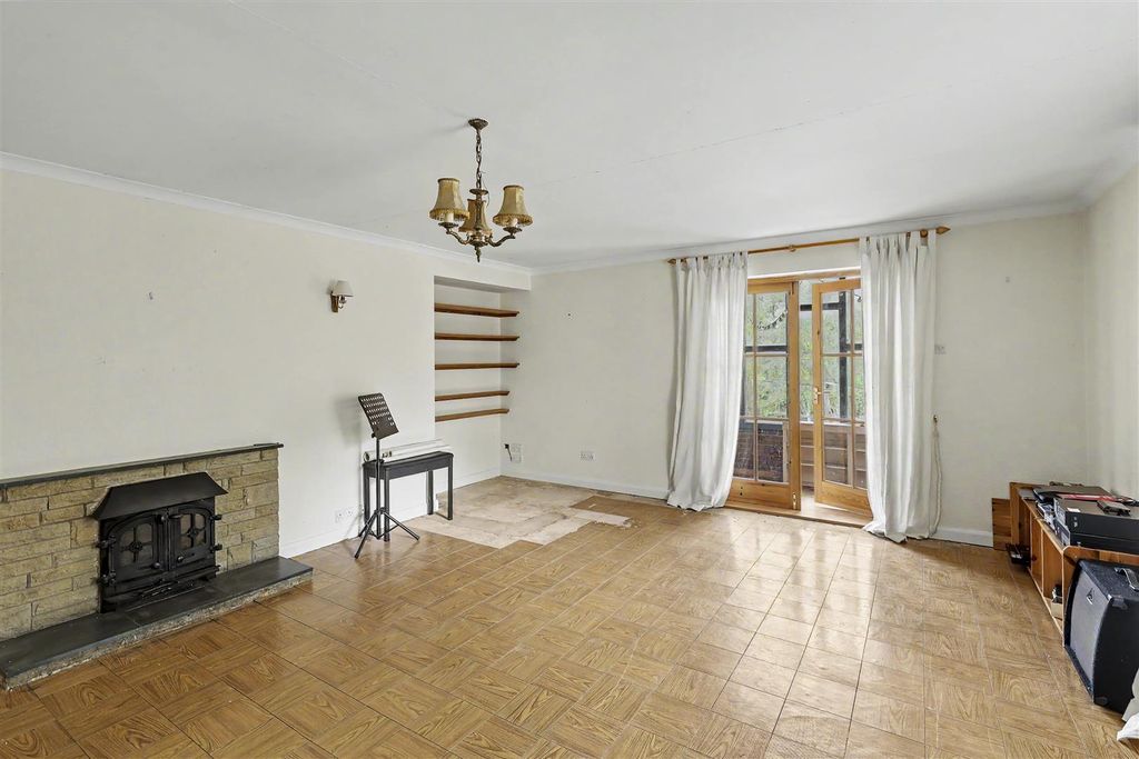 Property photo 3 of 22 Beeches_7.Jpg
