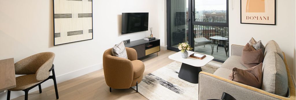 Property photo 1 of 5 An Interior Dining/ Living Room Image At White City