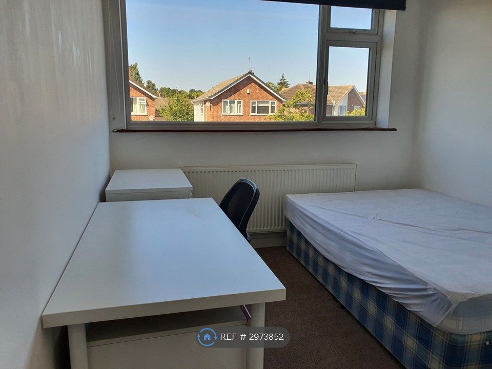 Property photo 3 of 11 Room 2 Double