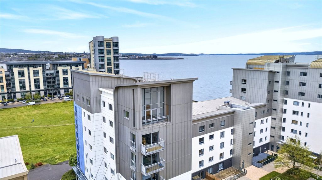 Property photo 1 of 29 Western Harbour Terr