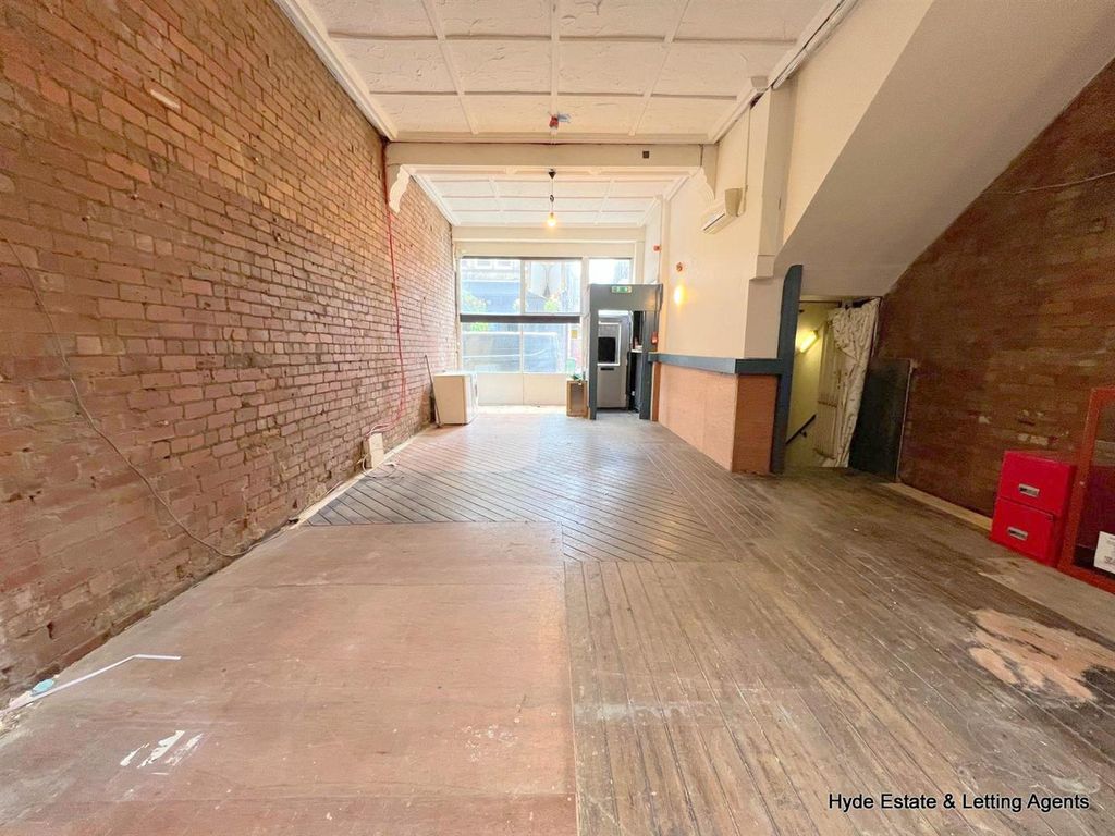 Property photo 3 of 13 Whatsapp Image 2025-09-30 At 09.50.24 (1).Jpg