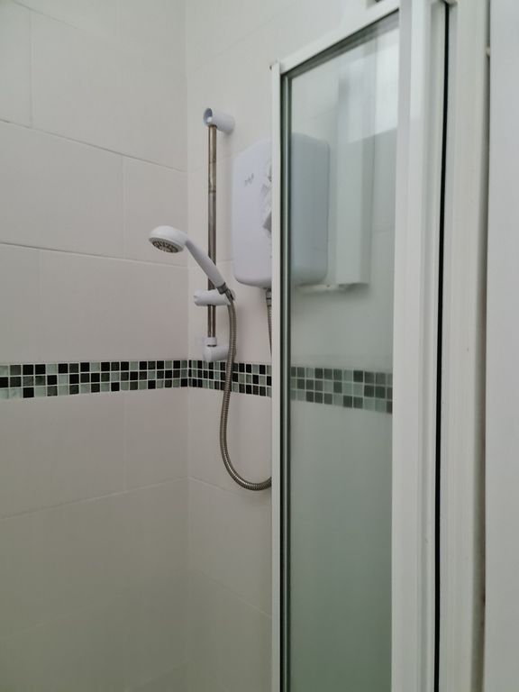 Property photo 2 of 3