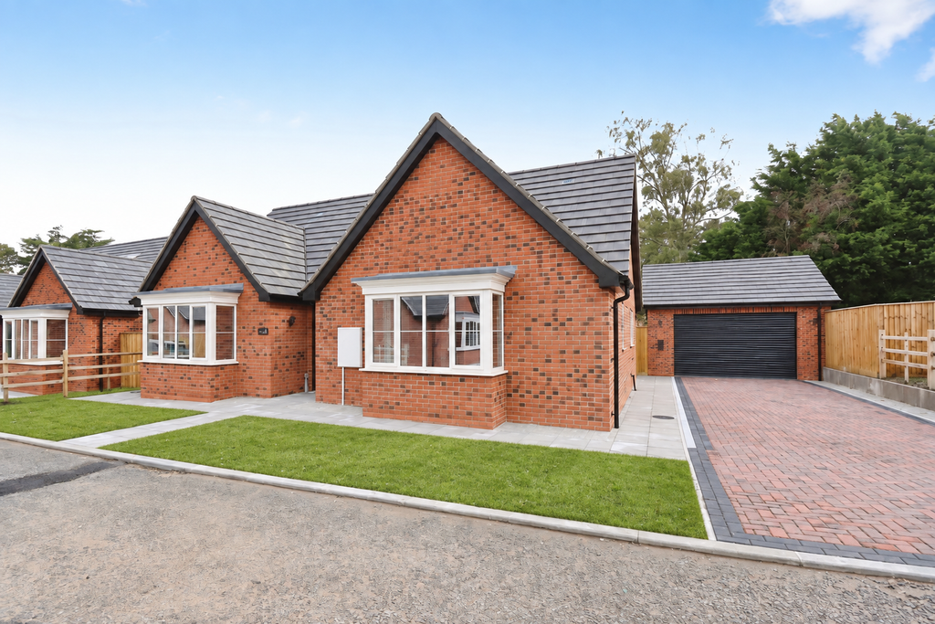 Property photo 1 of 39 861315CE-1C86-47D4-9D84-Cae8594B15Be