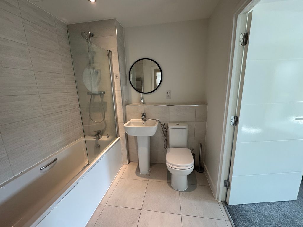 Property photo 2 of 14 Img_2585