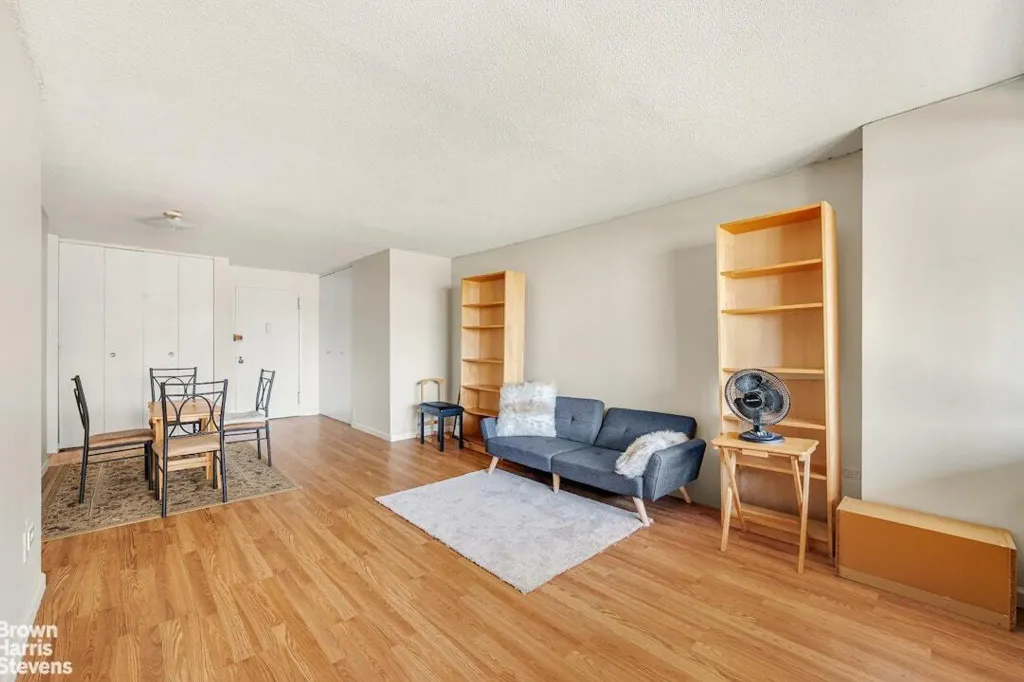 Property photo 2 of 8 <Alttext/>