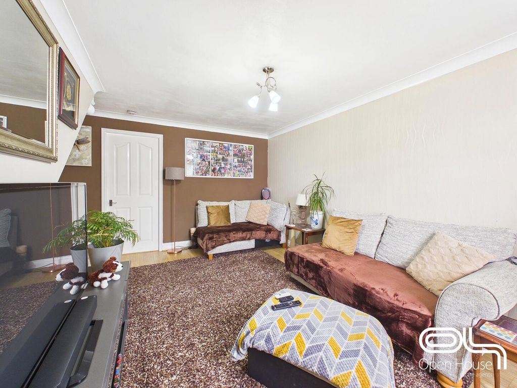 Property photo 3 of 13 Living Room
