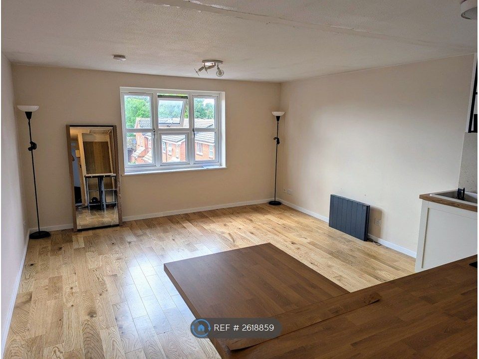 Property photo 2 of 7