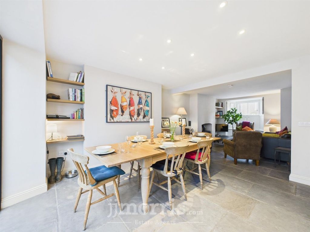 Property photo 2 of 43 Kitchen/Dining Room