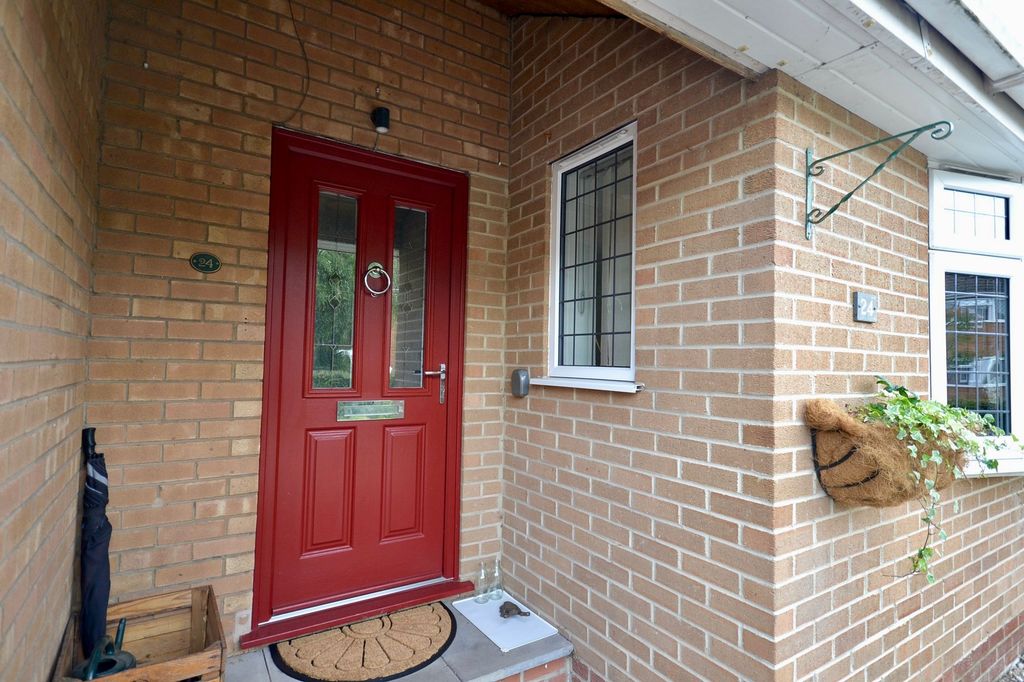 Property photo 2 of 29