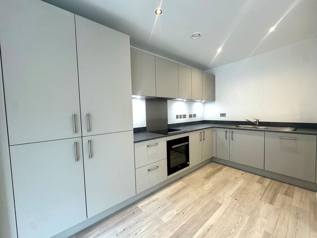 Property photo 2 of 8 Photo 6