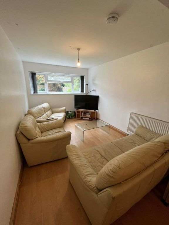 Property photo 3 of 9 9159315.Jpg
