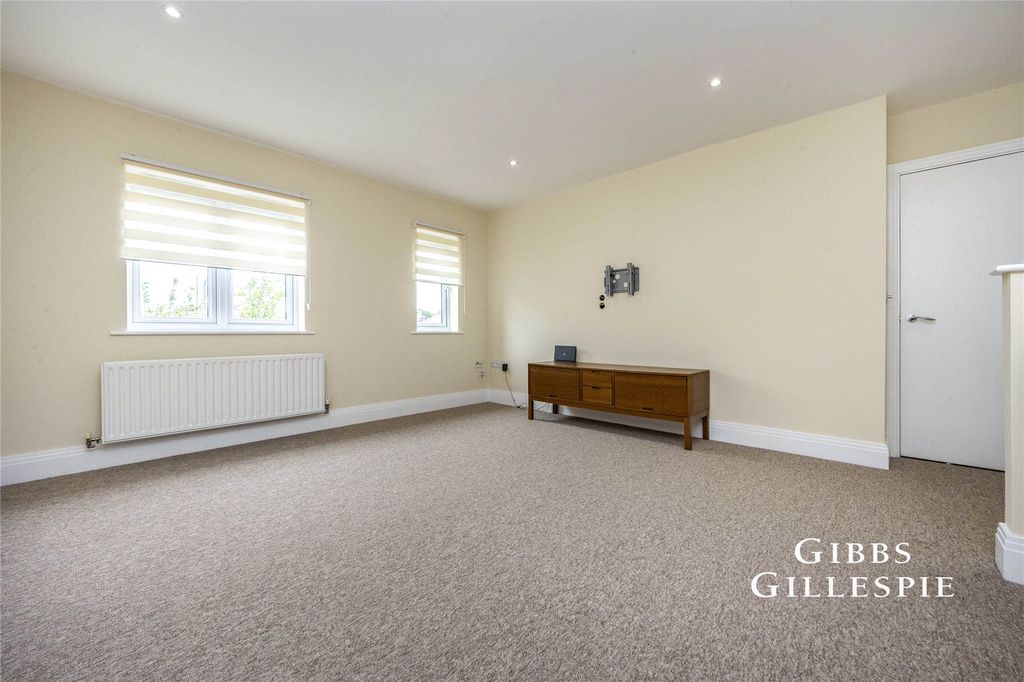 Property photo 3 of 10 Picture No. 19