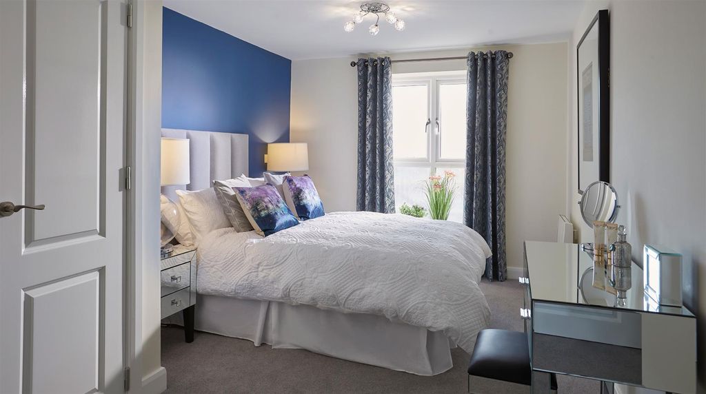 Property photo 3 of 16 2 Bed En-Suite Op - 6, 20, 38, 55_Page_3.Jpg