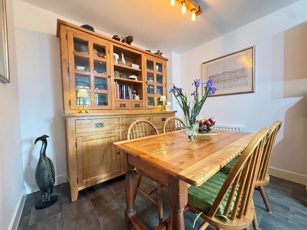 Property photo 3 of 12 3.Jpg