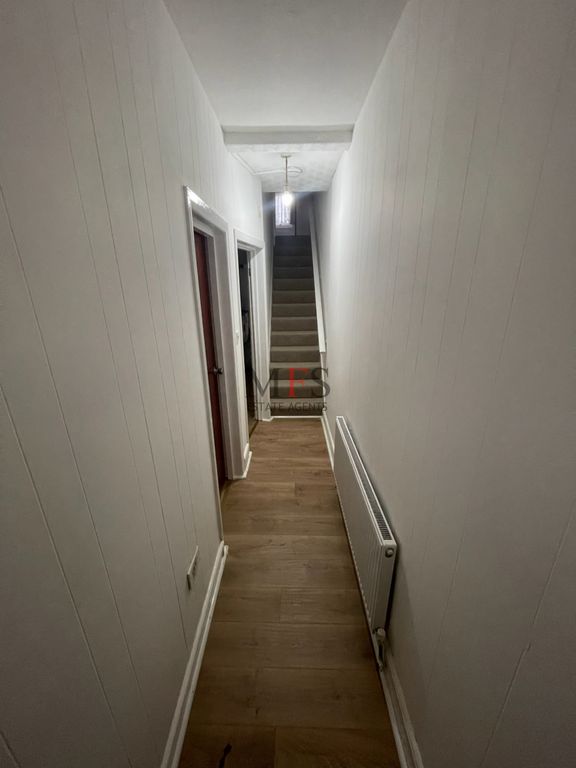 Property photo 1 of 18 Photo 2