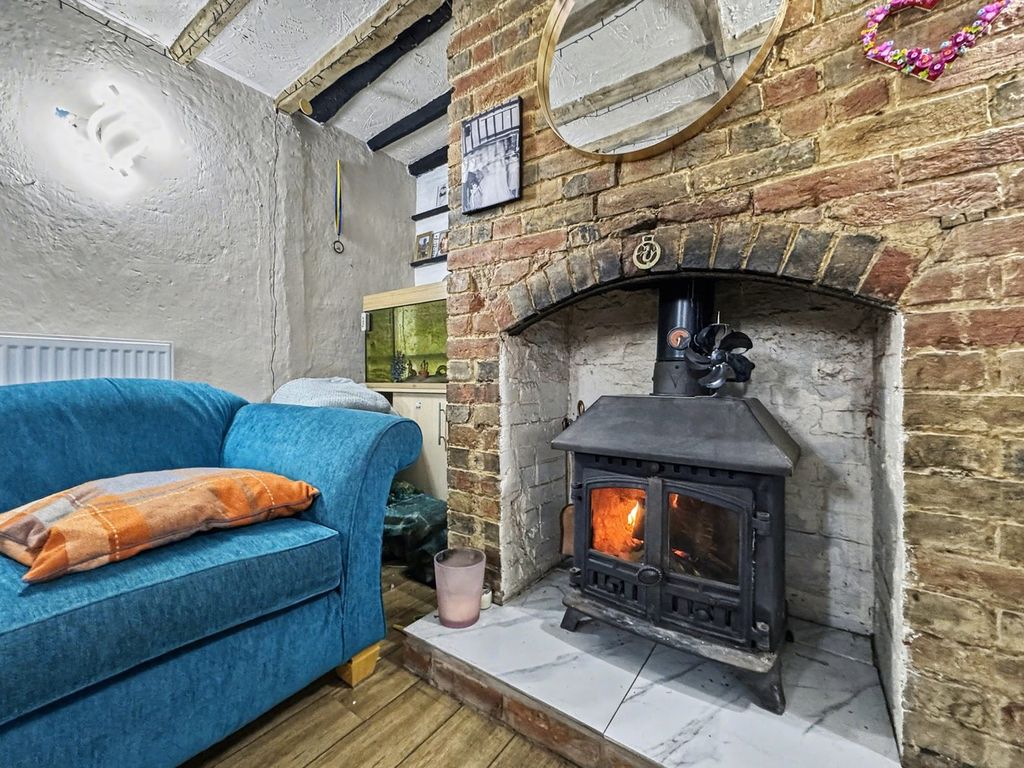 Property photo 2 of 26