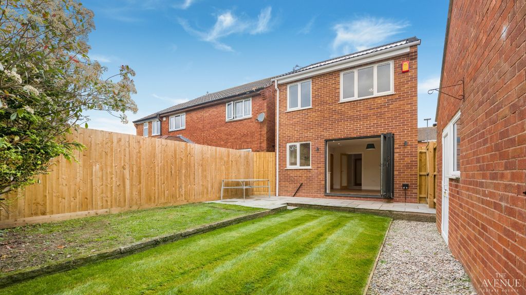 Property photo 3 of 27 5057054