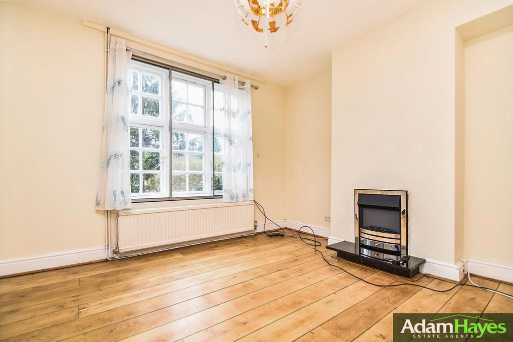 Property photo 2 of 12 Of7ch8Evg0-Tdeydfhjryq.Jpg