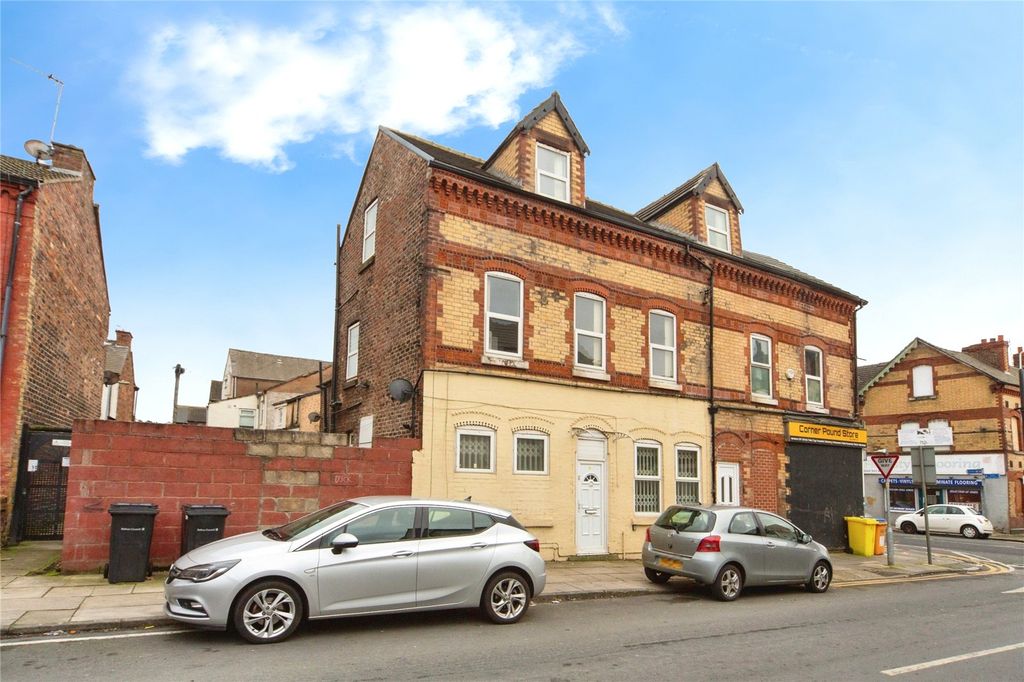 Property photo 2 of 22 Picture No. 12