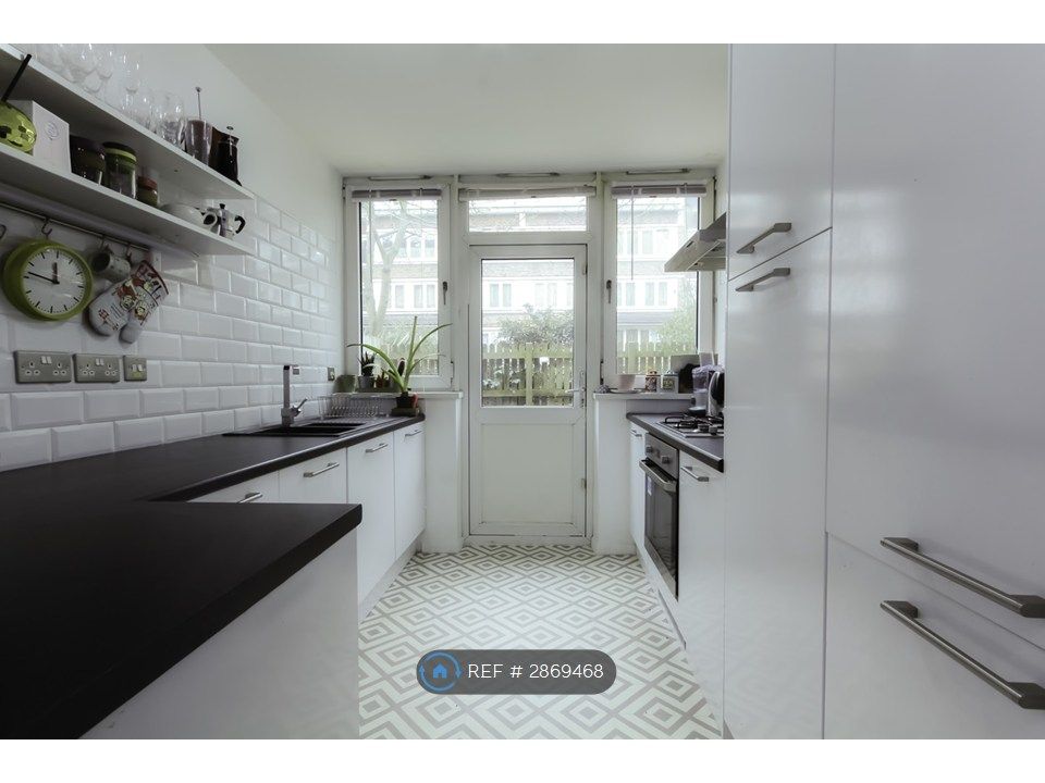 Property photo 1 of 8 Excellent Kitchen