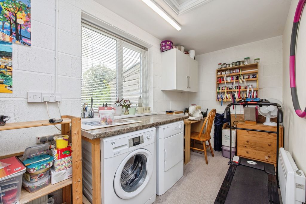Property photo 3 of 18 Pbox-Img.Jpg