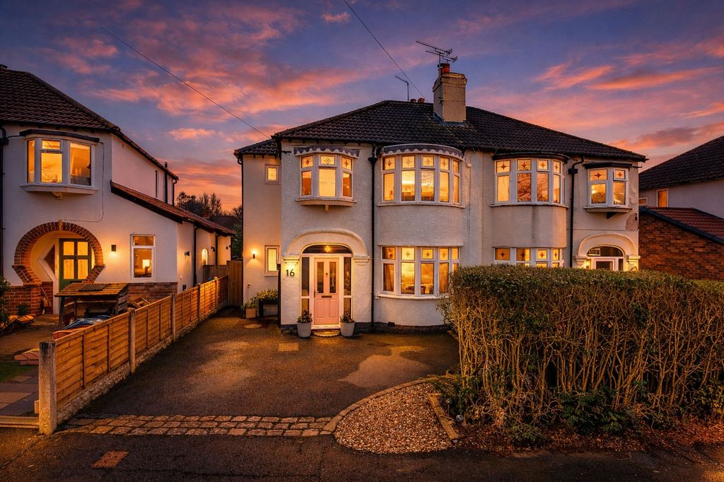 Property photo 2 of 36