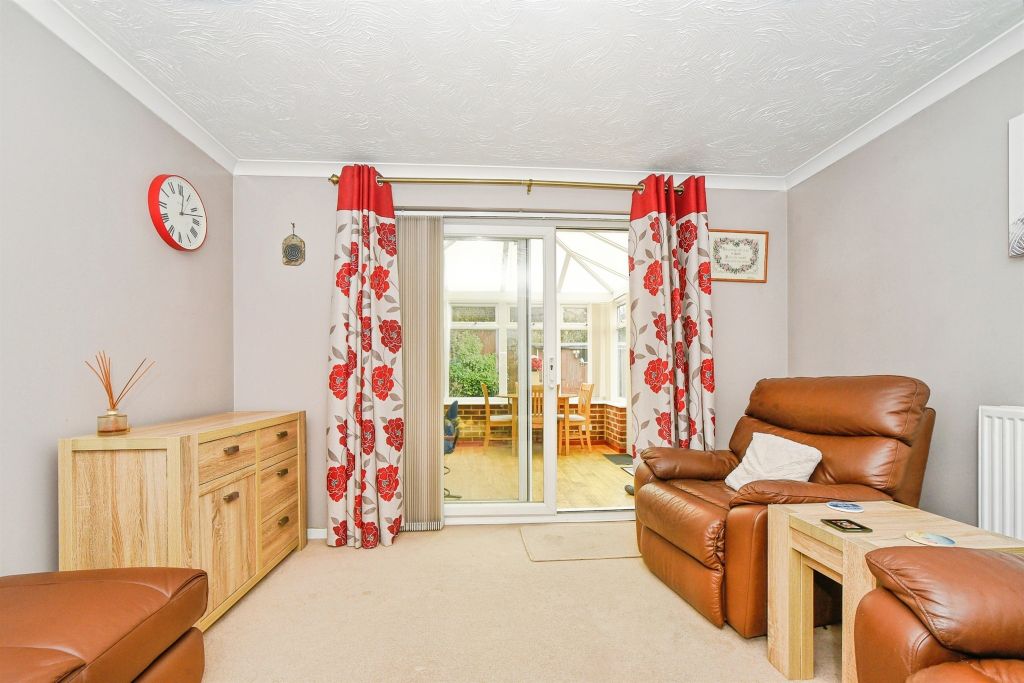 Property photo 3 of 17