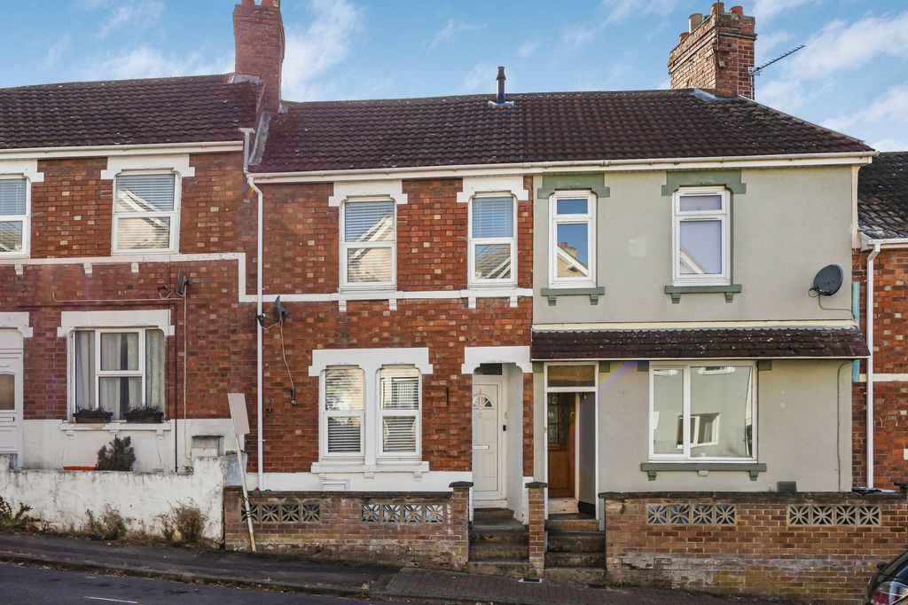 Property photo 1 of 13