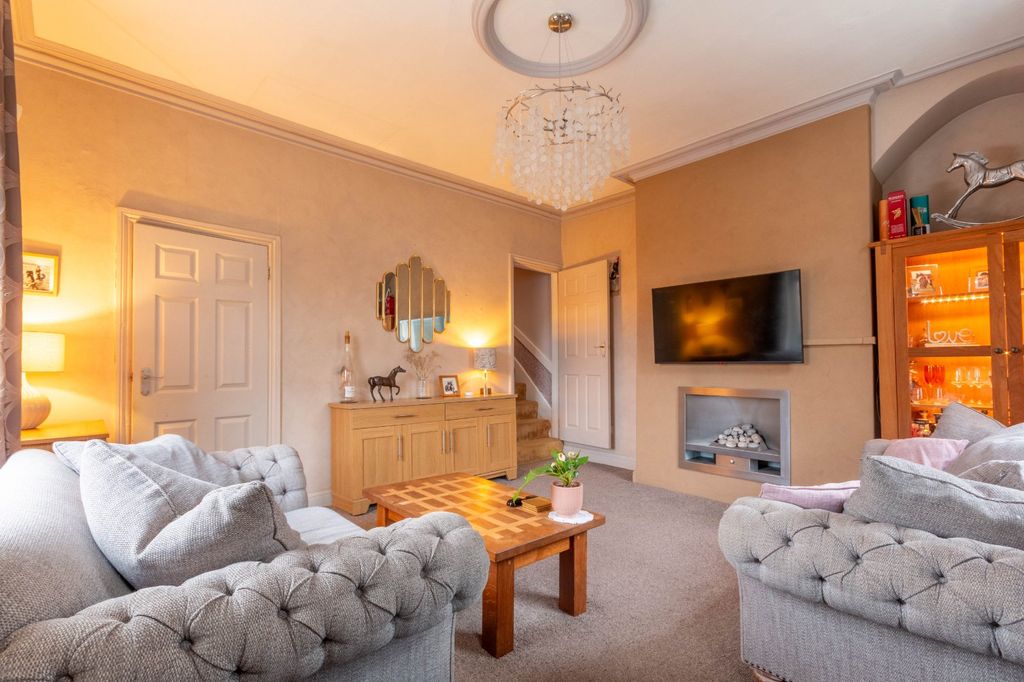 Property photo 2 of 13 Picture No. 06