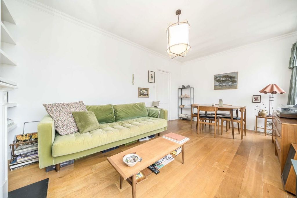 Property photo 3 of 7