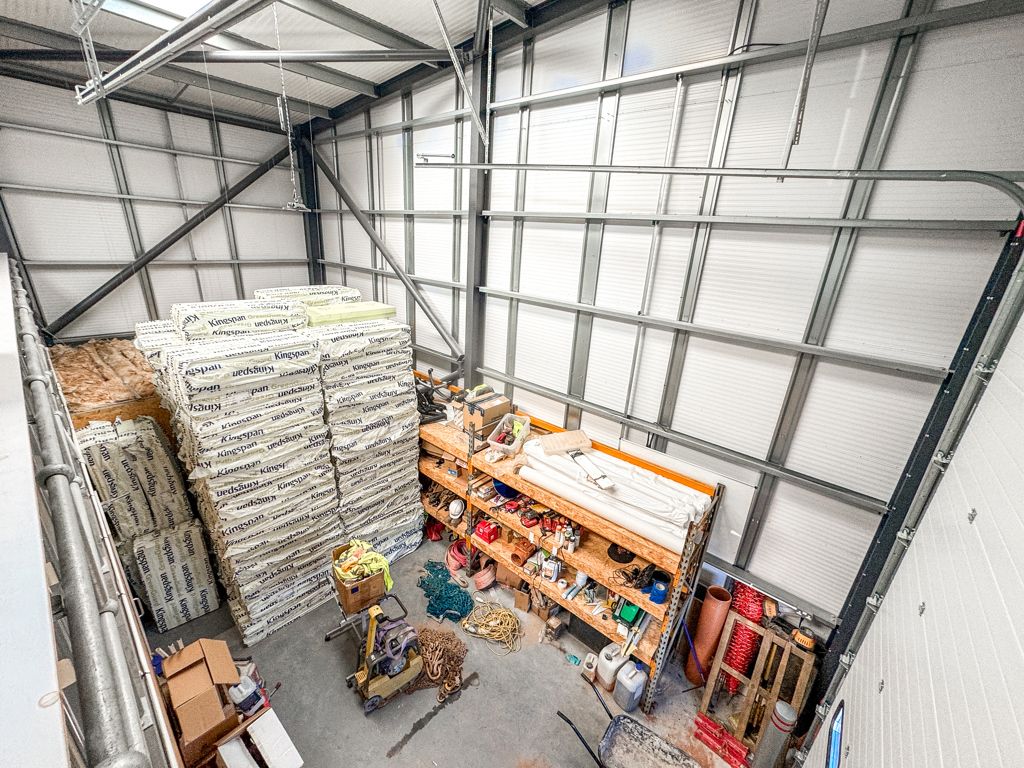 Property photo 3 of 13 Photo 8