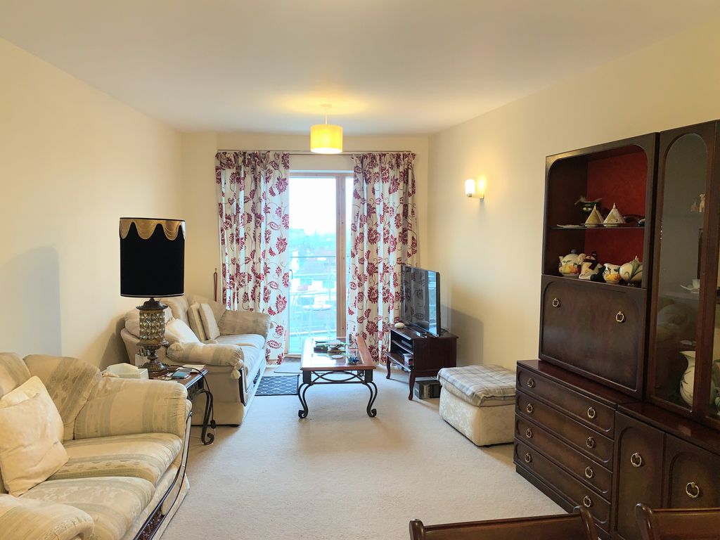 Property photo 3 of 11 Gallery