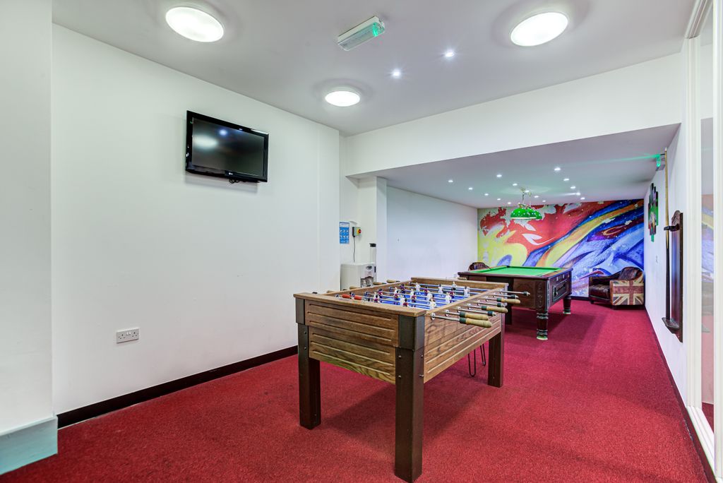 Property photo 3 of 7 Games Room