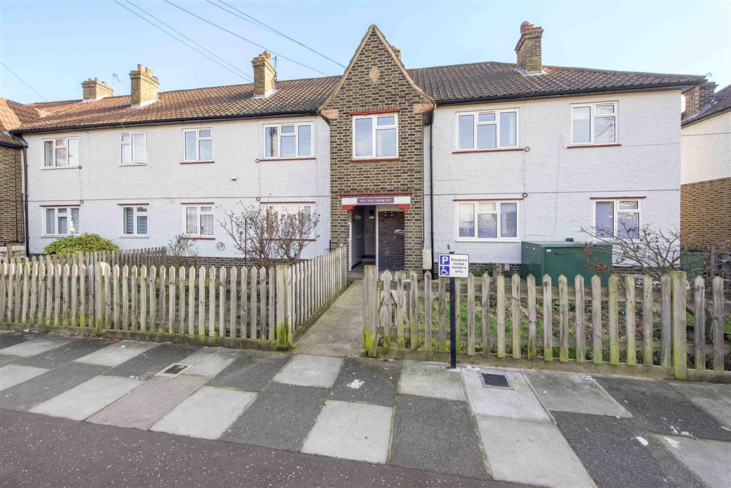 Property photo 1 of 9 1