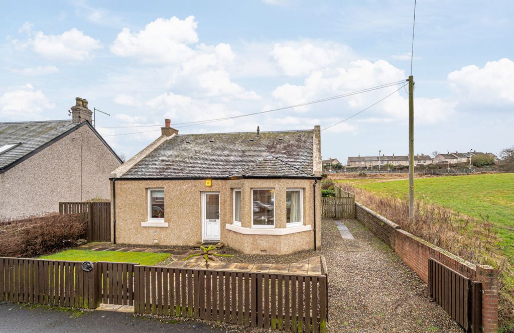 Property photo 1 of 25