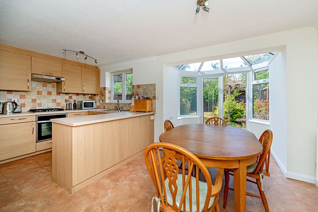 Property photo 3 of 13