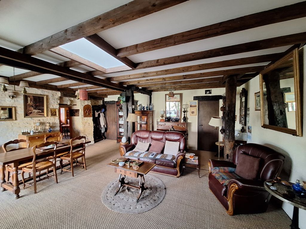 Property photo 2 of 24