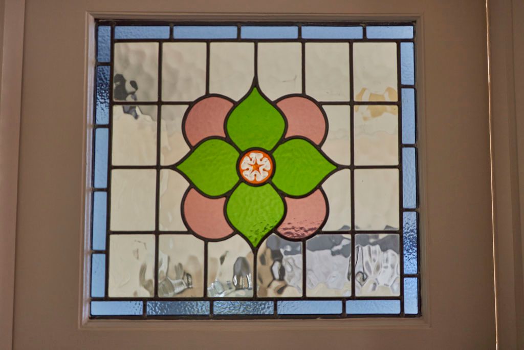 Property photo 2 of 11 Stained Glass