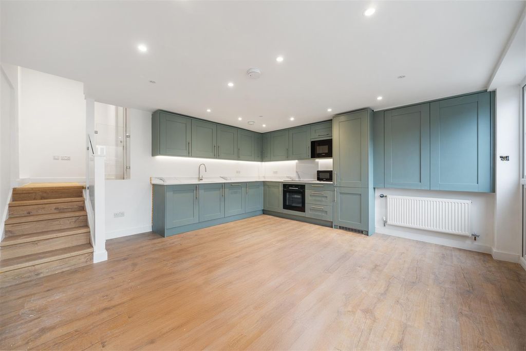 Property photo 3 of 12 3.Jpg