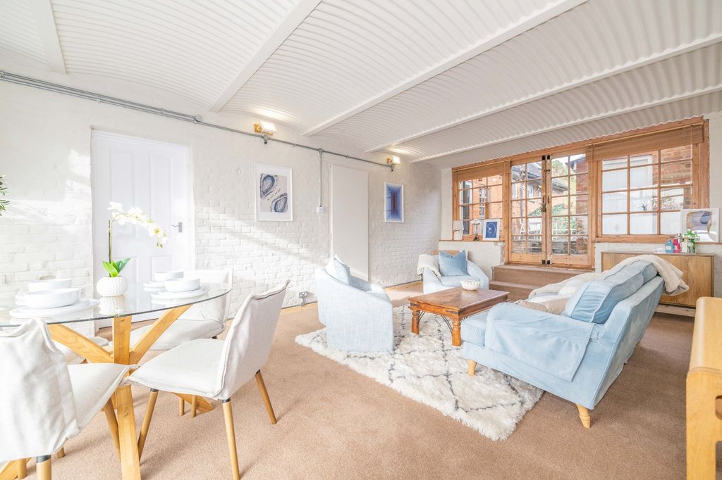 Property photo 2 of 20 Picture 2