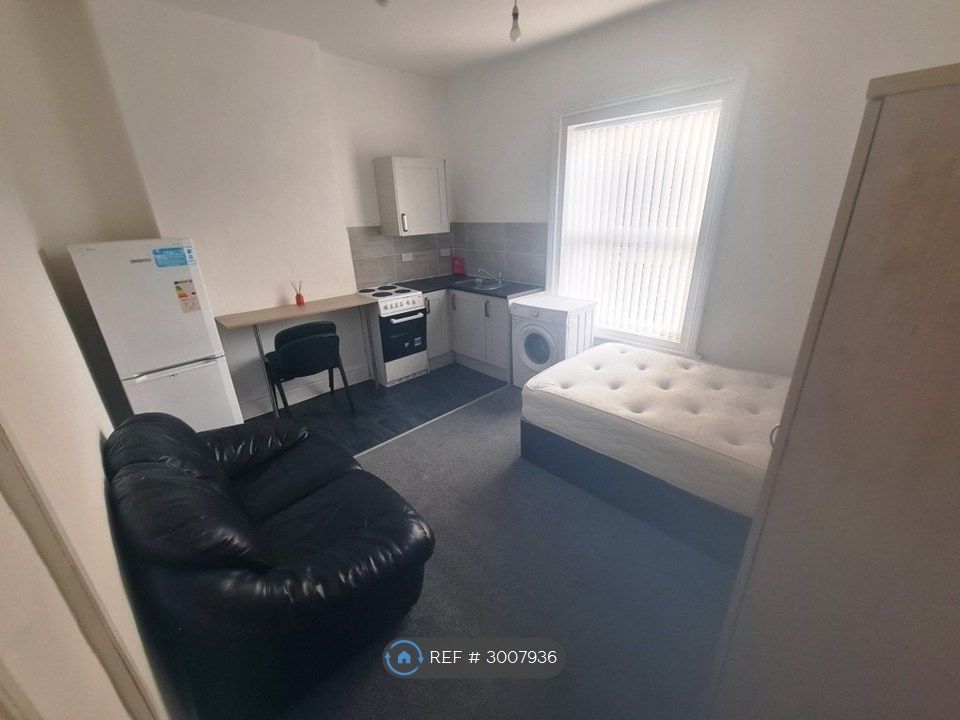 Property photo 2 of 3