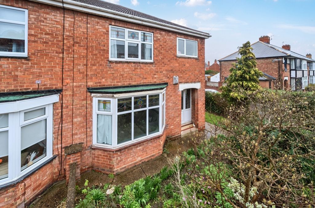 Property photo 1 of 13 1421837-3-69A07A3497601