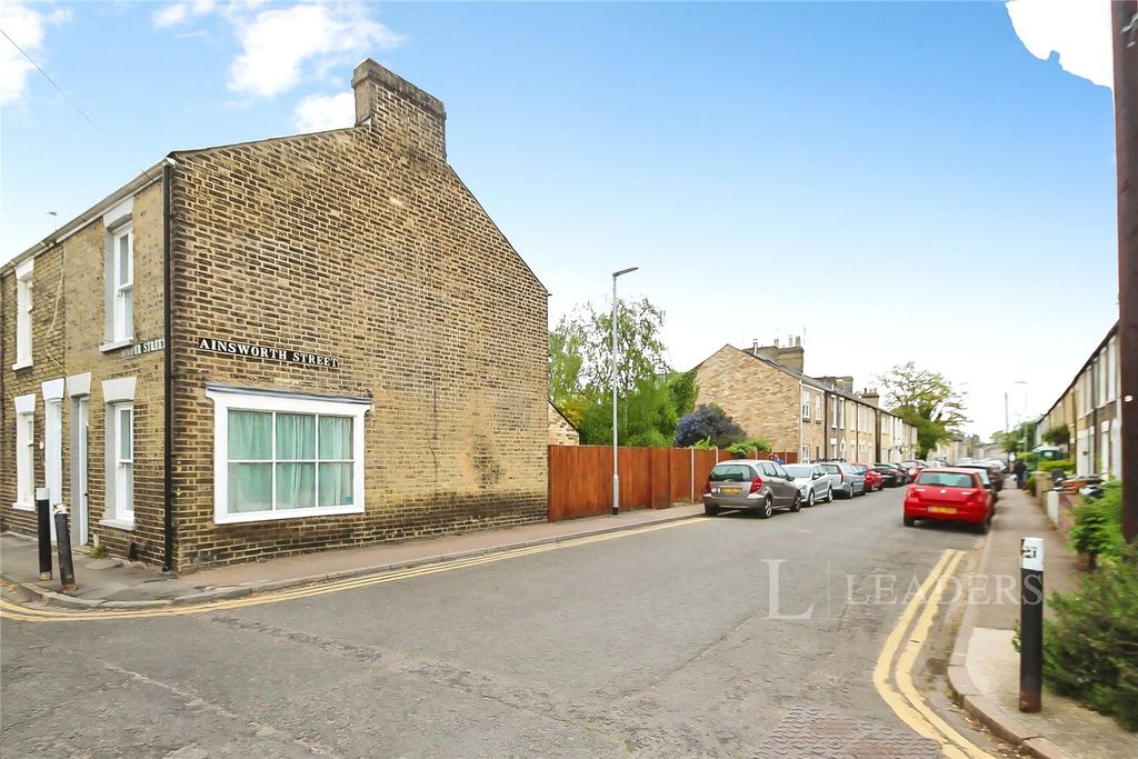 Property photo 2 of 10 Picture No. 14