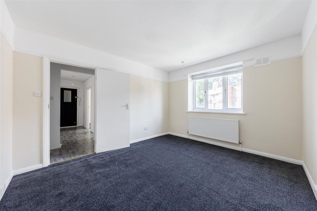 Property photo 3 of 10 094A0048-Hdr-Edit.Jpg