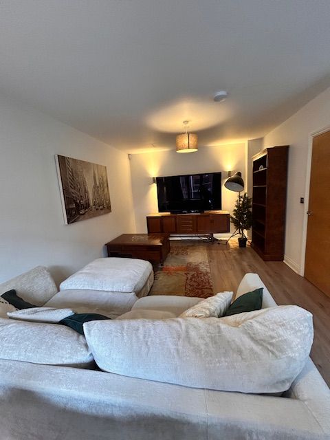 Property photo 1 of 25