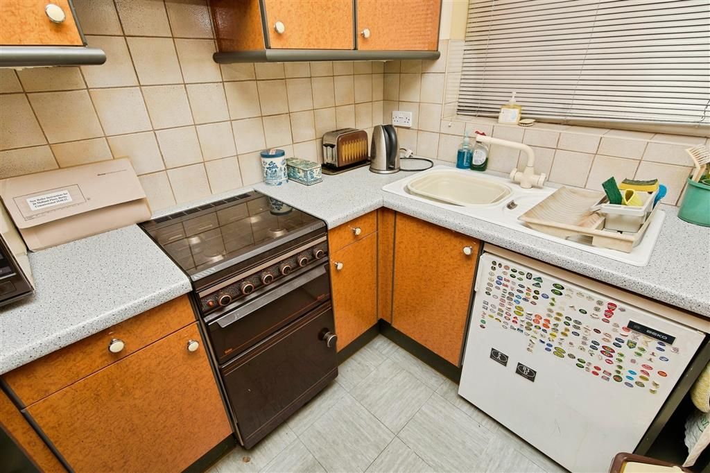 Property photo 2 of 11