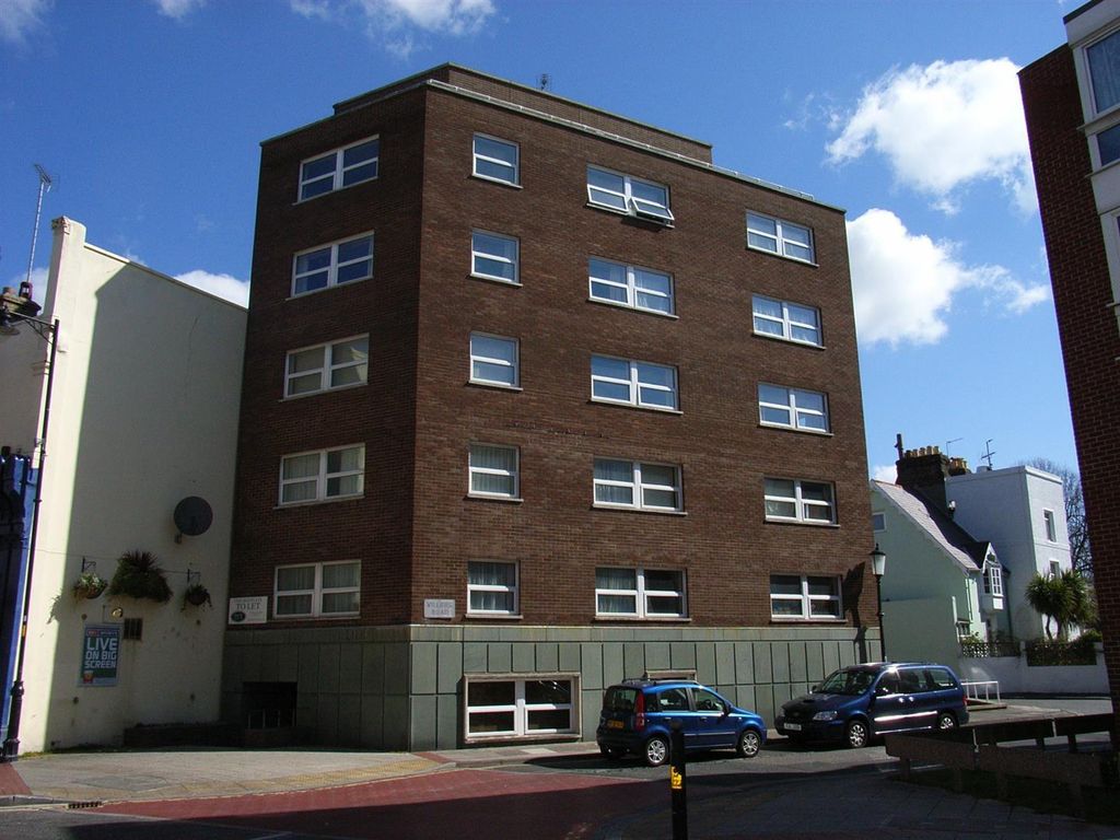 Property photo 1 of 7