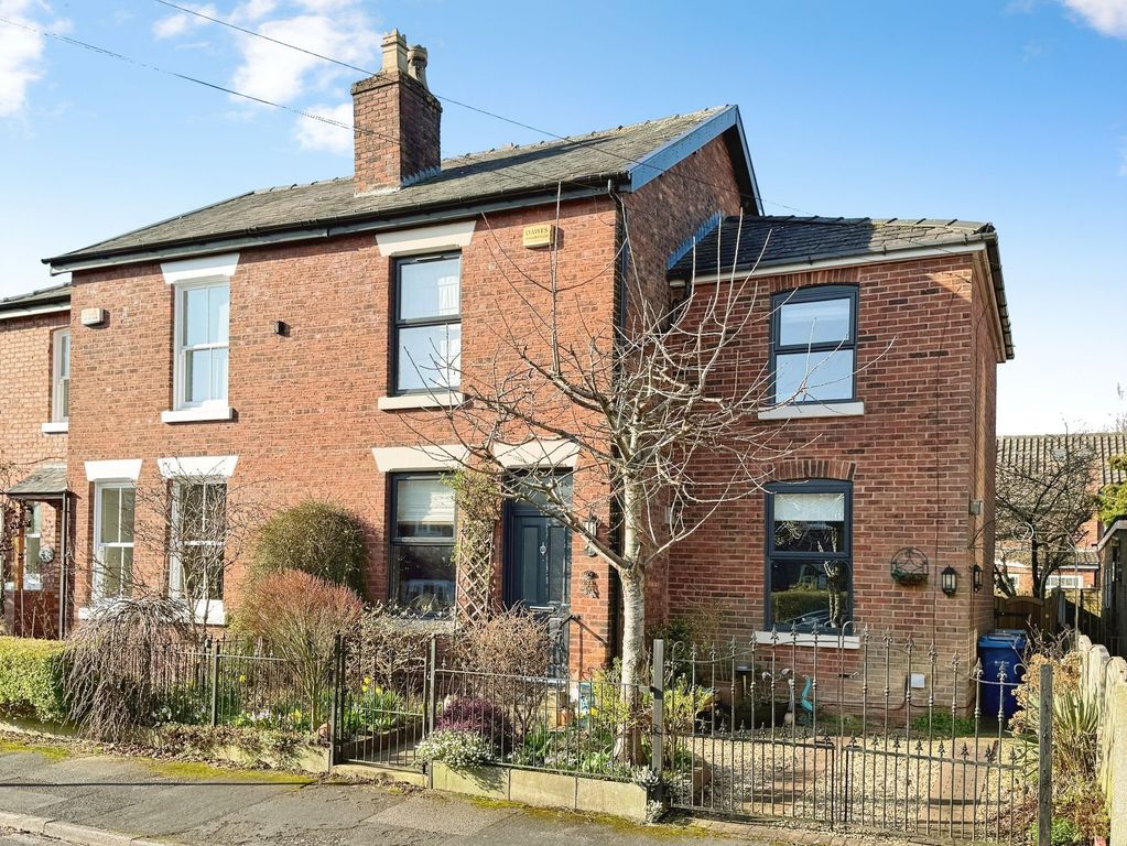 Property photo 1 of 22 Front