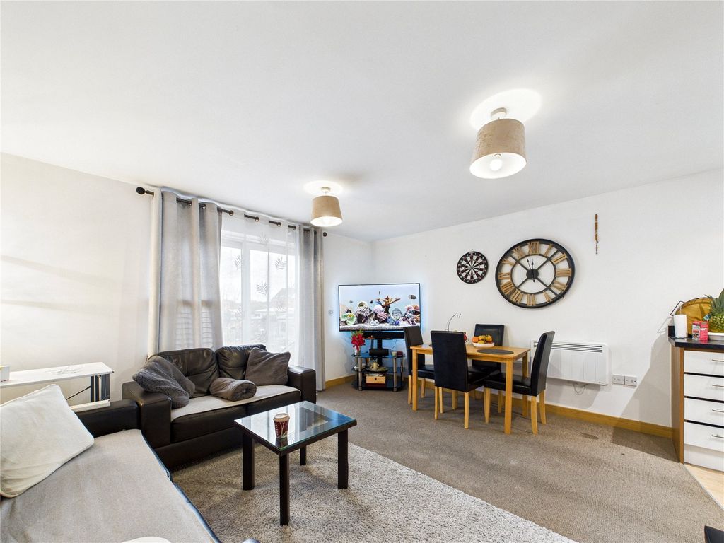 Property photo 2 of 10 Picture No. 07