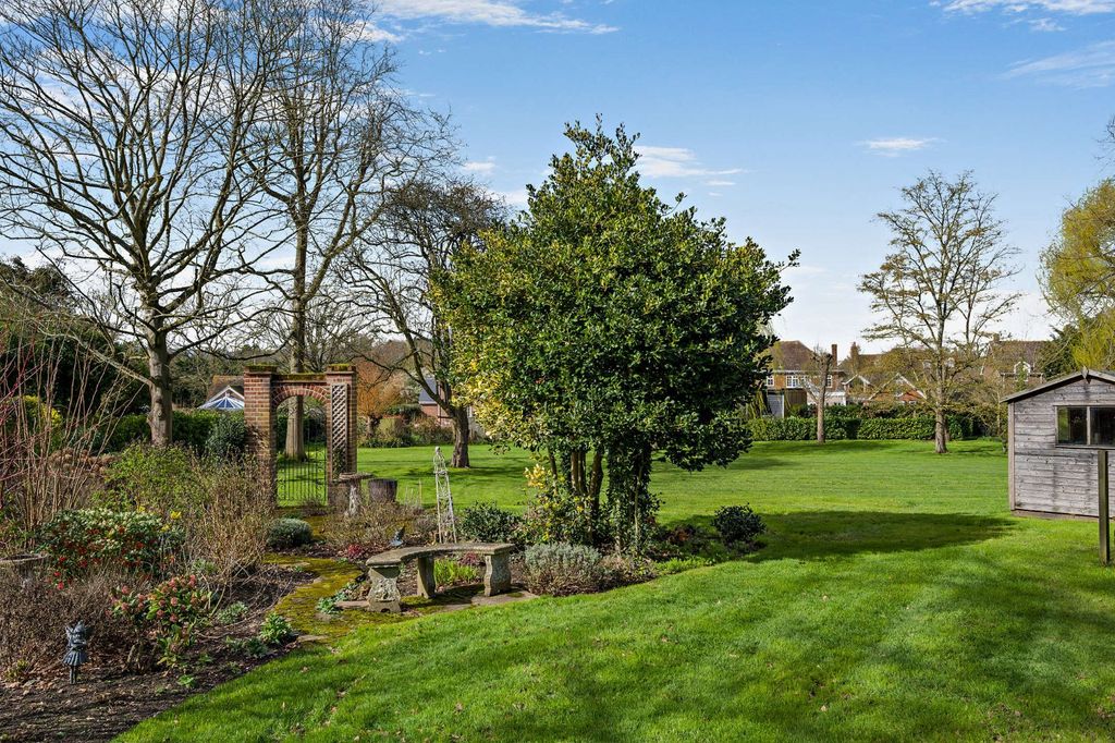 Property photo 2 of 15 Picture No. 04